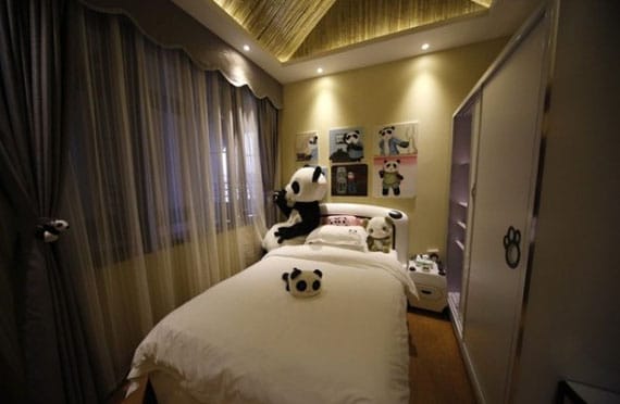 panda-hotel-3