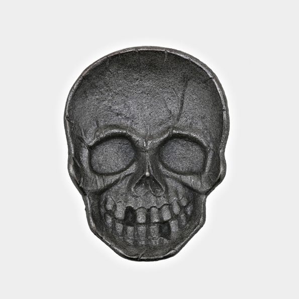 cast-iron-skull-dish