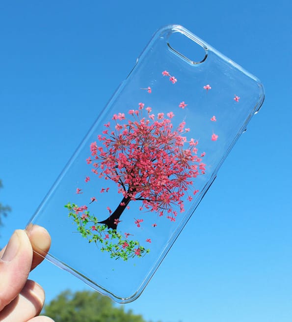 These Pressed Flower Phone Cases Are Super Pretty