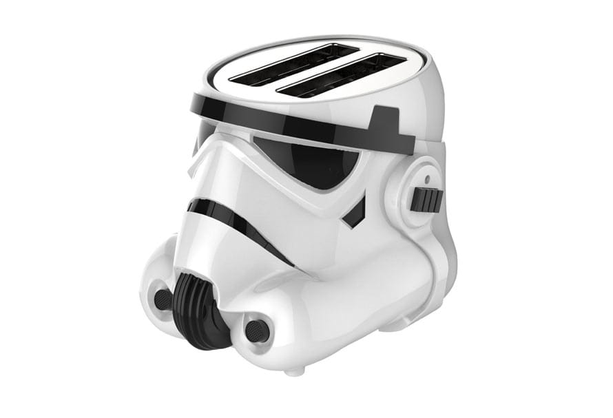 DO NEED: This Stormtrooper Toaster & Waffle Iron