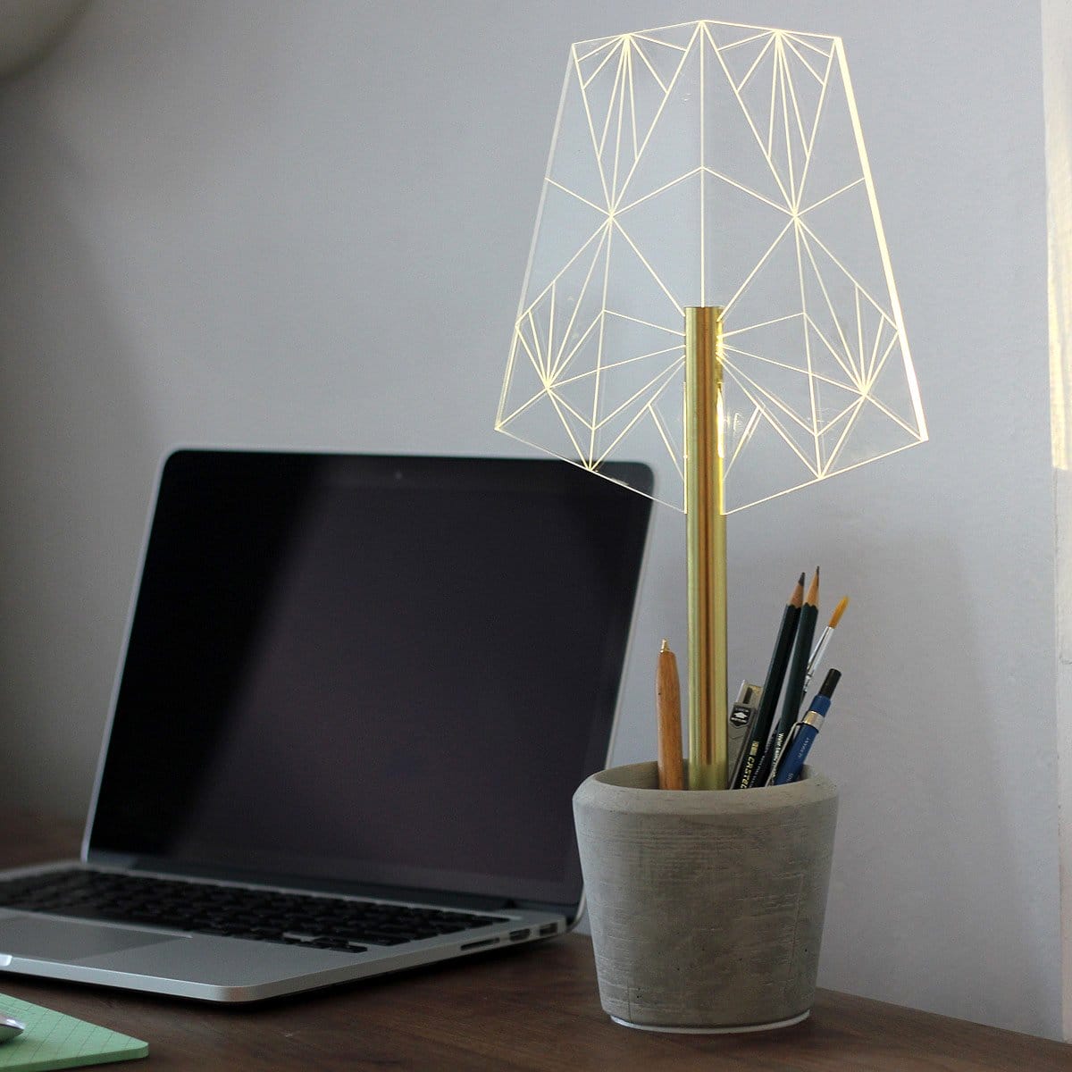 LED Lamp with Crystalline Shade