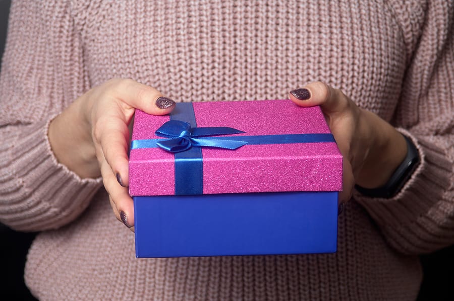 Things You Need to Know about Someone Who’s Love Language is Gift Giving