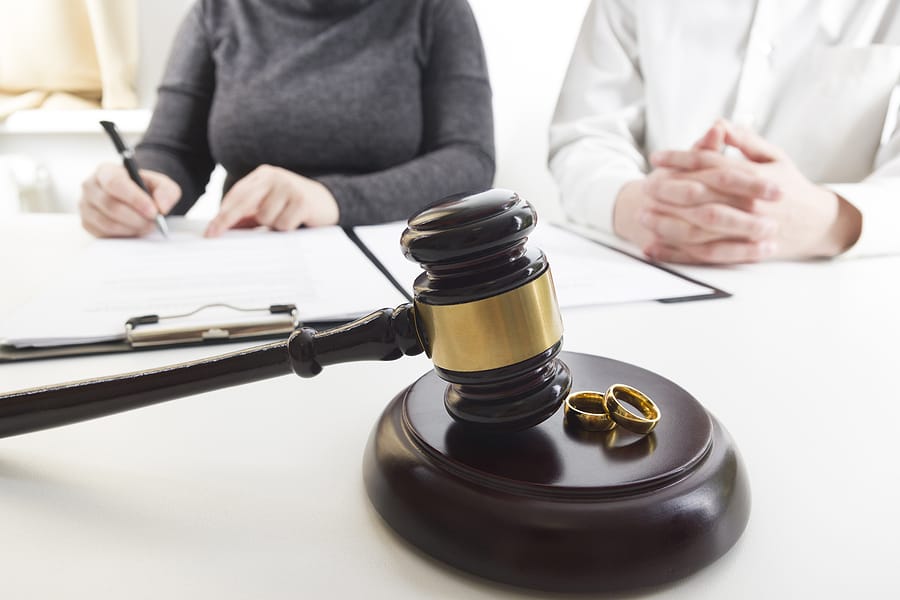 7 Helpful Tips To Reduce The Cost of Your Divorce