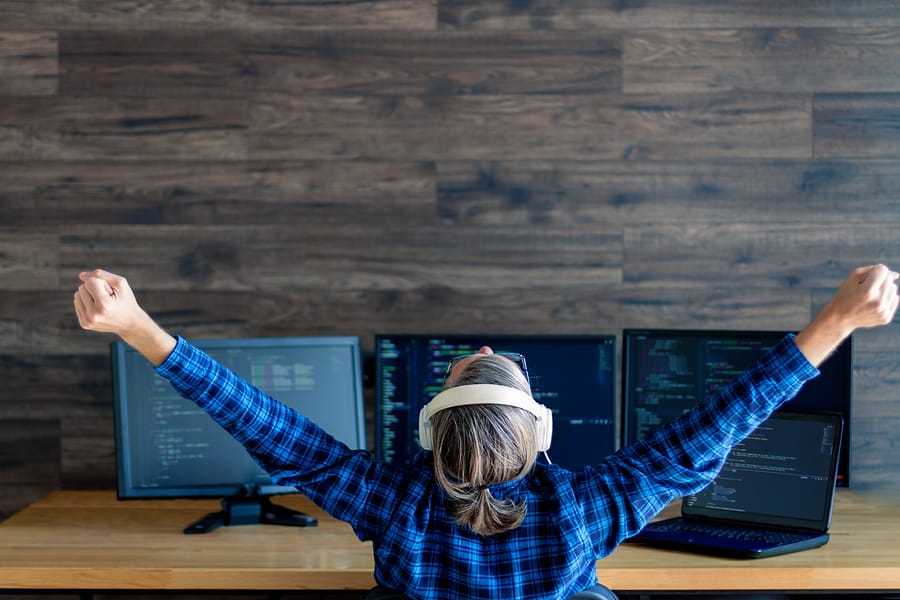 Size Really Does Matter: How Game Platforms Become Successful