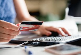 How to compare credit cards for your benefit?