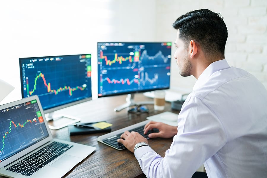 What is day trading? Is it right for you?