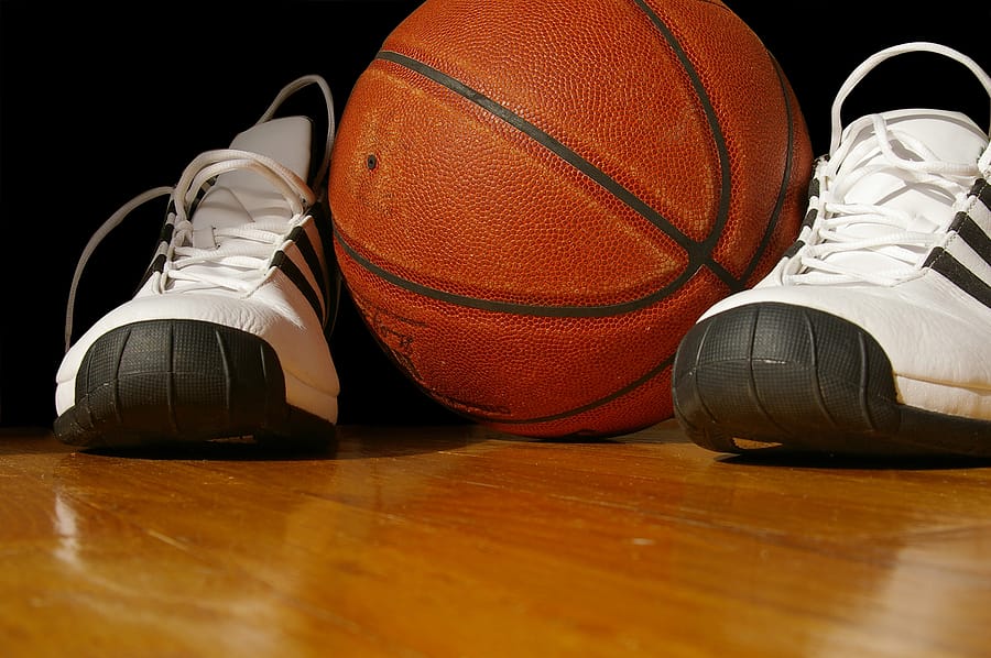 5 Tricks That Will Help You Settle For The Right Basketball Shoes
