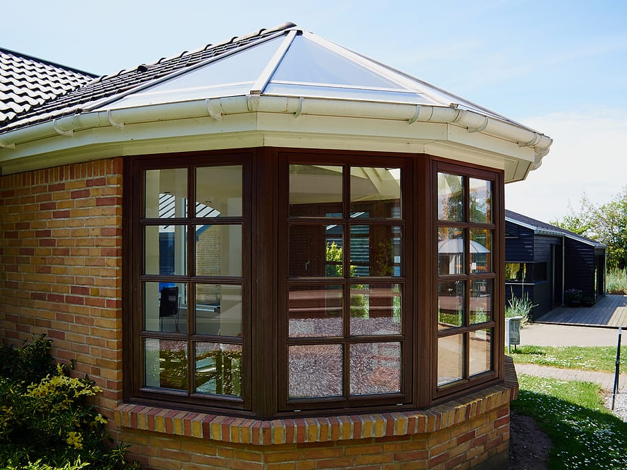 Tips for Cooling Down Your Home’s Conservatory this Summer