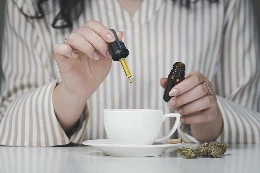 How Effective Is CBD Oil in Alleviating Pain and Helping You Relax