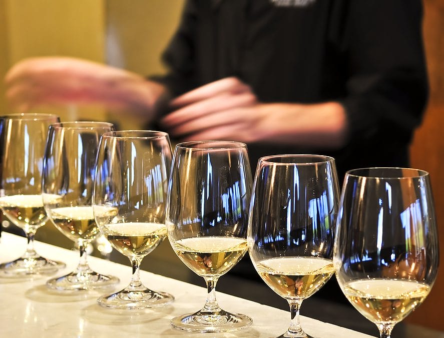 A Guide to Wine Tasting: How to Choose the Perfect Wine For Yourself