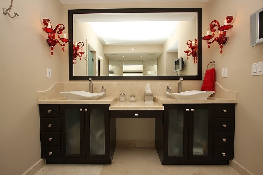 7 Reasons Why Mirrors enhance space at home