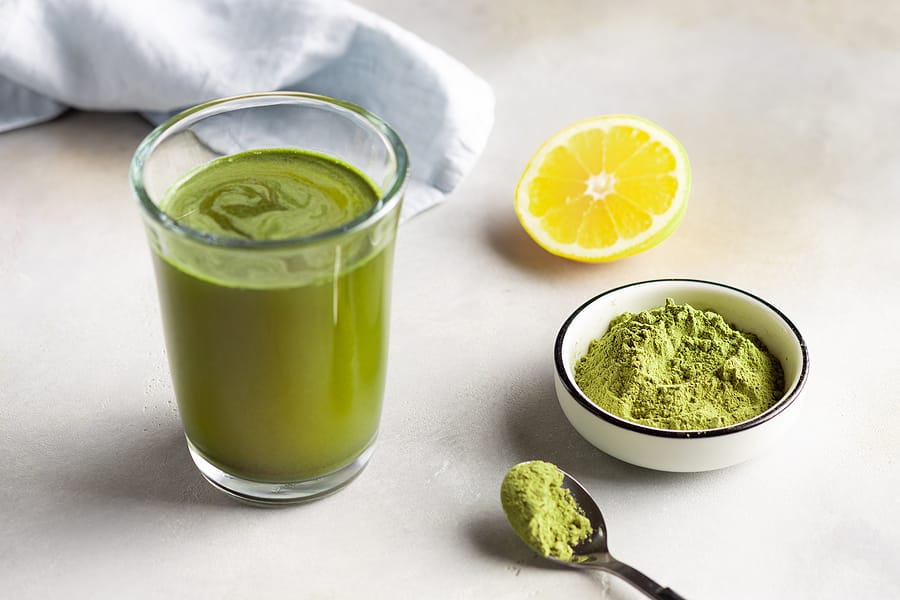 Eating Algae: An Introduction to the Benefits of Spirulina